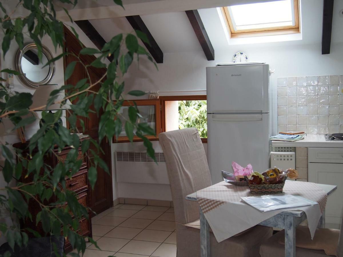 Studio Le Petit Nid D'Amour Meuble Tourisme 3 Etoiles Poggio Santa-Lucia-di-Tallano Екстер'єр фото